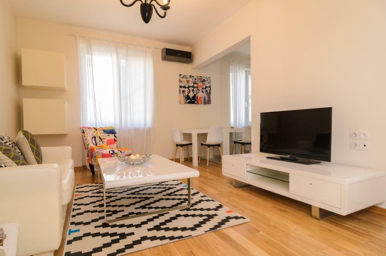 Rise & Shine Sofia Luxury Apartment By Flat Mаnager Экстерьер фото